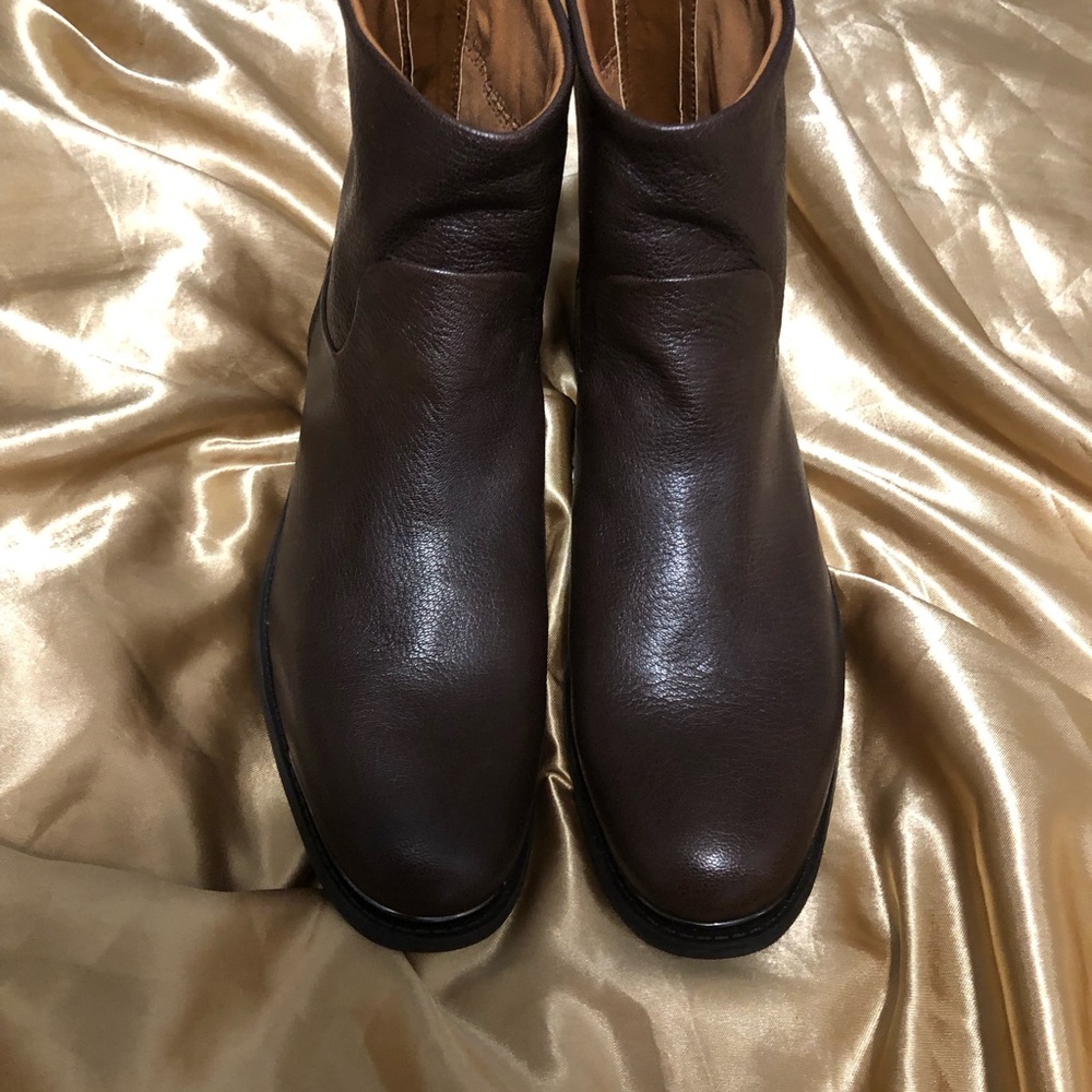 Women’s Brown Leather Boots